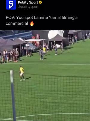 Lamine Yamal filming a commercial 🤩📹 #lamineyamal #lamine #baller #footyfans #tekkers #barca #barcelona #foryou #fy #4u #trending (Via TT/ osoriodm19)
