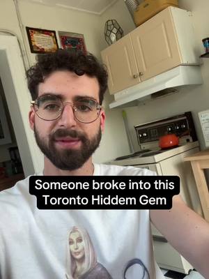 Someone broke into this Toronto Hidden Gem 💔 A few weeks ago someone broke into George’s Deli & BBQ causing $650 in damages. The owners Agathe and Sam were heartbroken. Sam is battling with cancer and had to clean up after his business was destroyed.  I have started a go fund me to raise the money back for them. I have donated half of the goal. I will also be at George’s Deli on Wednesday September 17th from 4-6PM for an Eat & Greet. There will be handshakes, photos, and free merch stickers. Come buy a meal and support a business who truly loves their community.  #toronto #torontotiktok #theannex #torontofood #torontoeats 