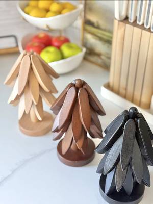 Gimme a kitchen gadget that protects counters AND looks good doing it 😍💅 #founditonamazon #amazonfavorites #amazonhome #holidayhosting #partyhostingessentials