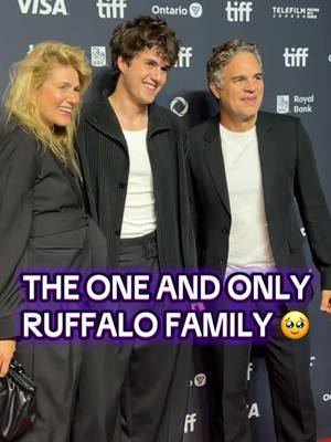 Mark Ruffalo and Sunrise Coigney support their son Keen Ruffalo at the world premiere of his new film New Years Rev 🥹🫶 #tiff #markruffalo #greenday #toronto #keenruffalo 