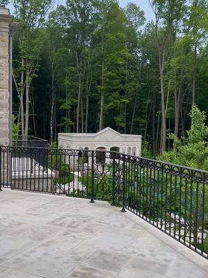 what more can you ask for? 🌳 #backyard #backyardvibes #fyp 