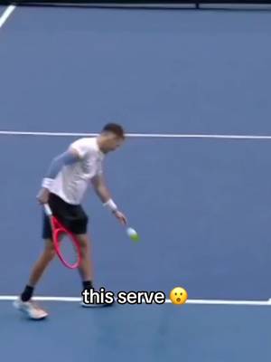 A unique serve from Piros Zsombor! 🤯 #daviscup #tennistok #hungary #teamhungary