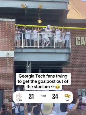 Georgia Tech fans were hype after upsetting No. 12 Clemson 😅 (via rMitchellGunter/X) #cfb #CollegeFootball #georgiatech #clemson 