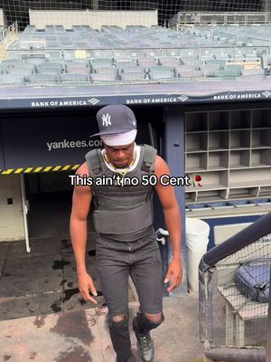 Should 50 Cent throw out the first pitch at the Bananas game? #savannahbananas #50cent #newyorkcity #bananaball 
