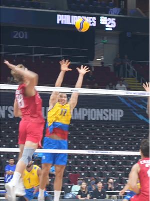 When @Cooper Robinson is ON, feed him AGAIN! 😤  Catch more of Cooper's big swings in the Men's National Team's next match vs. Portugal on Monday at 6:00 p.m. PT!  #USAVMNT #MWCH #Philippines #Volleyball #MensVolleyball 