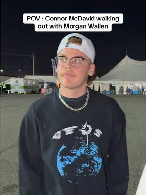 Act natural McDavo 🤣 #hockey #connormcdavid #hockeytiktoks #morganwallen #funny 