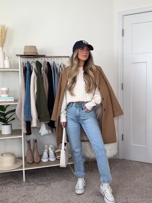 Casual fall outfit 🤎 simple, comfortable but still polished! Everything is in my LTK #falloutfits #fallfashion #fallstyle #casualoutfit #fallootd 