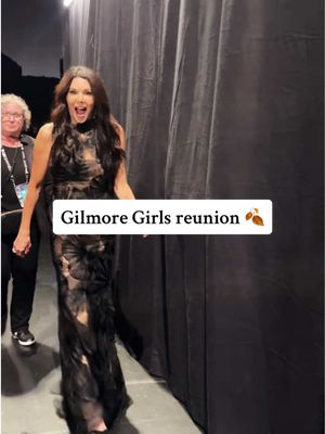 A very Gilmore reunion at the #77thEmmys to celebrate 25 years of #GilmoreGirls 🍂 