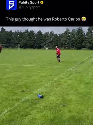 He really thought he was Roberto Carlos 😭☠️ #sundayleaguefootball #sundayleague #tekkers #baller #funny #footymemes #soccermemes #foryou #fy #4u #trending (Via IG: thorpeunitedsundaysfc)