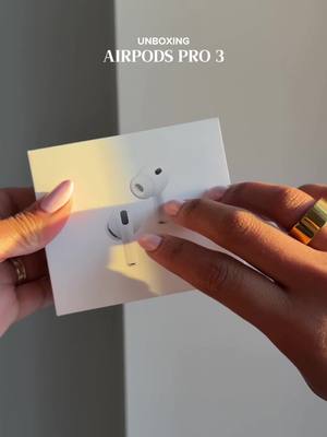 Unboxing the NEW AirPods Pro 3 🎶✨ #airpodspro3 #airpodslivetranslation #airpods #airpodspro #livetranslation   