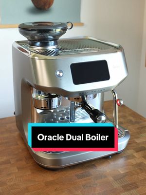 The Oracle Dual Boiler @breville I am genuinely so impressed with this machine. With two boilers it can extract espresso and steam milk at the same time, and you get to choose how automated you want the process to be. At its most automated it will dial-in for you taking away all the guesswork, and steam / texture your milk automatically. The AutoMilQ System is awesome, and I’ve been able to pour some nice latte art with it! If you want more hands-on control it has brew customization, a digital gauge on the display, and you can steam milk manually. I used all the Auto features here and was making some really tasty flat whites!