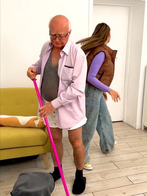 Epic Escape Fail - Outwitted by His Own Granddaughter! 🤣 #fail