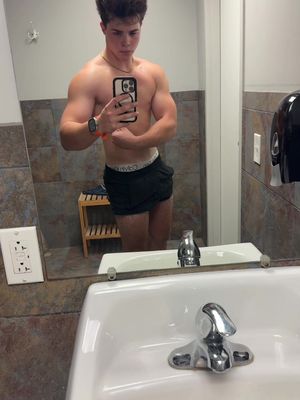 Holy draft #fyp #gym #bodybuilding #GymTok 