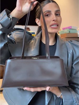 The chic bag you need this season: wears 3 ways in 1 and won’t break the bank! #fallaccessories #fall2025itbags #falltrendingbags #verafiedbag #fallfashion @VERAFIED NEW YORK 