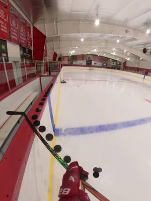 My POV when I hit the ice 👀🏒 #zacbell 