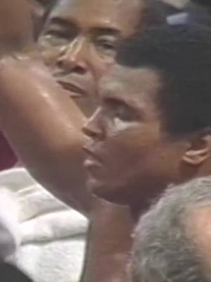 When Ali took back his crown 👑  #trboxing #boxing #toprank #muhammadali