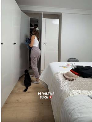 A partir de amanhã voltam os vlogs de rotinaaaa ☺️ insta: @mmggomes 