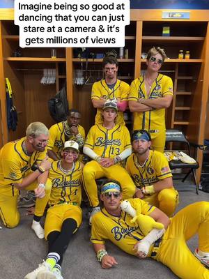 👀😂 #savannahbananas #baseballplayers #daltonmauldin #trend #baseball 