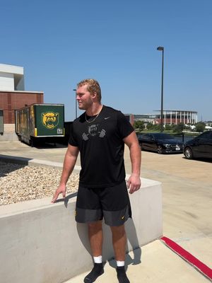 COOOOP on a STOOP #cooponastoop #CollegeFootball #baylor #sicem