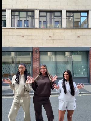 Bet you didn’t know we could dance x @malisha.jordan @angeliqueswift 