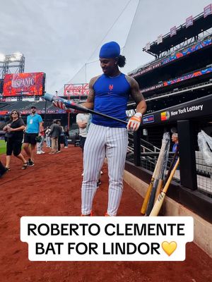 Honoring Roberto Clemente💛 #robertoclemente #MLB #mets 