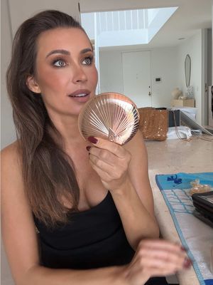 My make up artists list all the products she has used on me 