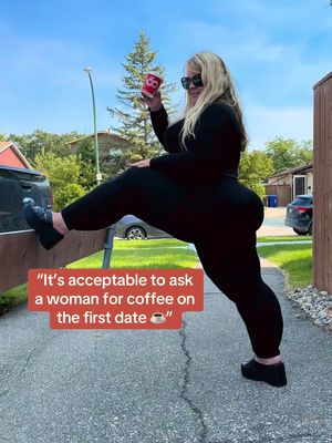 Paper cup effort = Paper thin potential. ❌ Men put effort where they care- so if he’s only offering a $6 cup of Java on the first date then he’s setting the bar lower than the coffee table ☕️👎 #datingadvice #coffeedate #selfworth #standards #firstdate 