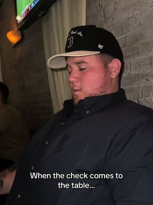 Everyone got alligator arms 🤣🤣🤣 #boston #bostontiktok #massachusettscheck #massachusettstiktok #massachussetts @NickyScarlotta @JojoScarlotta 