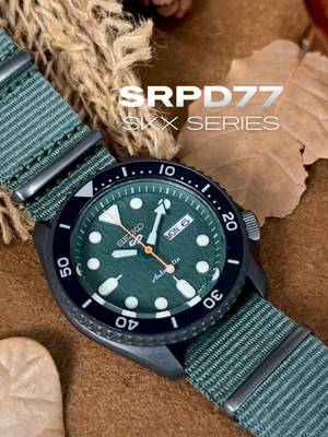 Series sporty watch keren yang kokoh dengan hard coating case. #watchcollector #watchaddict #seikofam #seiko #greenwatch #srpd77 #sportywatch #WatchCollection #watchforyou