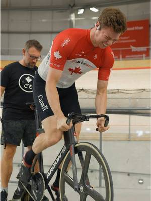 Getting in some big efforts on the Lemond while the track is CLOSED for the day!  #trackcycling #sprint #fixie #fixedgear