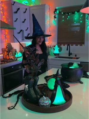 If you love Halloween decor that gives glimmer, glow + a little green glam, then the Enchanted Wonder collection is for you ✨💚@Jenny Fig | Home Decor 
