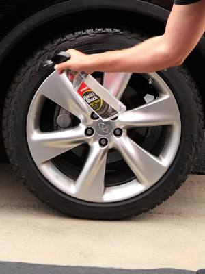Just spray, shine and flex. Mothers Back-to-Black High-Gloss Tire Shine gives your tires that deep wet look + long-lasting protection. #motherspolish #diydetailing #cartok