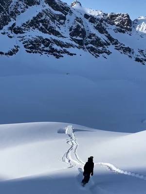 Hype was real! 🚀  @Burton Snowboards 