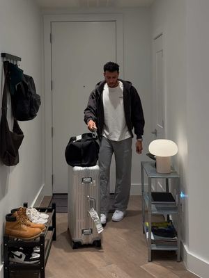 post travel reset. unpack with me after an incredible visit to Italy 🇮🇹. feels good to be home and unpacked 💆🏽‍♂️  #asmr #reset #travel #unpackwithme #cleaning    