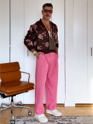 Men wear pink!  #mensfashion #menstyle #tiktokfashion 