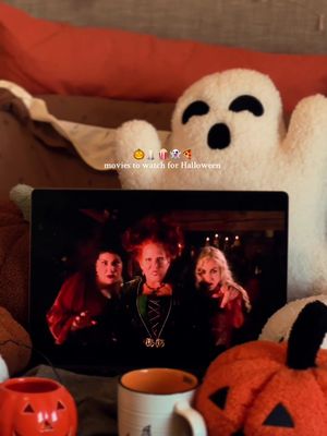 Movies to watch for this Halloween 🎃👻🍕🍿 #halloweentok #halloweenmovies #spookymovies #halloweenaesthetic #halloweenvibes 