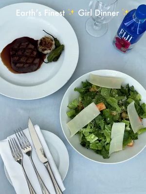 Dinner is served (and serving 😌) #FIJIWater #EarthsFinest