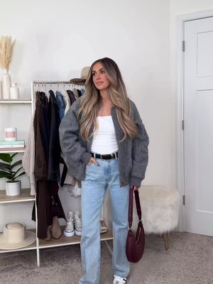 Casual Fall Outfit 🤍✨🍂 outfit details are in my LTK! #falloutfitinspo #fallfashion #fallstyle #casualoutfit #casualstyle 