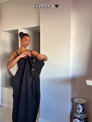 Where sophistication meets simplicity 🖤 🔍 Monique Strapless Jumpsuit - Black - S 🔍 I Can Dig It Clutch - Black  #OldMoneyStyle #NovaBabe #ElegantLooks #FashionNova