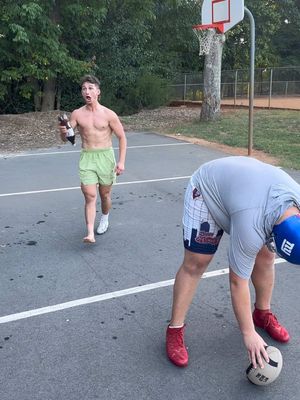 Never let them know your next move😤🏈 #sports #football #comedyskit #funny #blue42 @JakeAjemian30 @Speed 