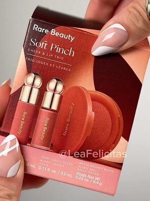 the cutest @Rare Beauty mini blush & lip oil set 🩰✨ soft pinch dewy liquid blush • soft pinch tinted lip oil • soft pinch matte bouncy blush • shade WORTH #sephora #minimakeup #makeuptrends #makeupmusthaves #BeautyTok 