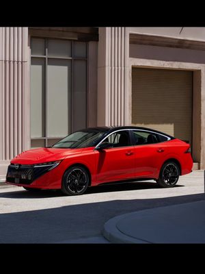 You're gonna need to clear some storage space📷👀 #NissanSentra *International model shown. Canadian model may vary.  Il va falloir faire de la place dans ta galerie 📷👀 #NissanSentra *Modèle présenté à des fins d’illustration. Le modèle canadien peut varier. 