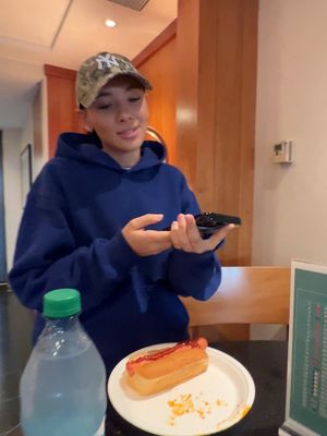ketchup on a dawg is wild