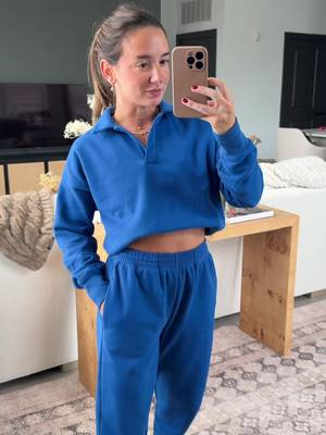 Styling our Marine Blue Luxefleece with @carrie.bankston 💙
