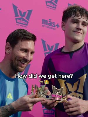 Evan Deasy received the crown from Leo Messi and became the 2025 Champ! Who’s got next year?? 👑  Evan Deasy recibió la corona de Leo Messi y se convirtió en el campeón 2025! ¿Quién será el ganador el próximo año?? 👑 #1v1WorldCrown #MasbyMessi1v1 #football #1v1 #leomessi 