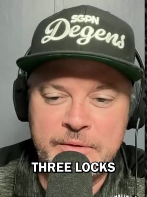 Colby (@thecolbyd) sweeps his #CollegeFootball LOCKS 🔒 Tune in to see who he's on tonight 8:30 PM PT ⤵️ https://sg.pn/4njAm83