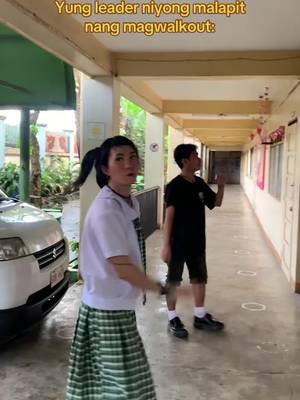 Na para bang liligawakin kayo sa grupo