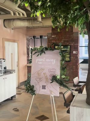 An afternoon is sipping, painting and matcha! @Paint Away Events 🤍 #fyp #foryou #event #manchester #hotel 