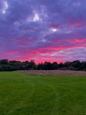 Sunrise or sunset ? 