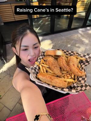 Raising Cane’s in Seattle??? Not quite but Hen House offers similar menu!  📍Hen House, 12600 120th Ave NE, Ste 150, Kirkland, WA 98034 #seattle #seattlefoodrecs #seattlefoodie 